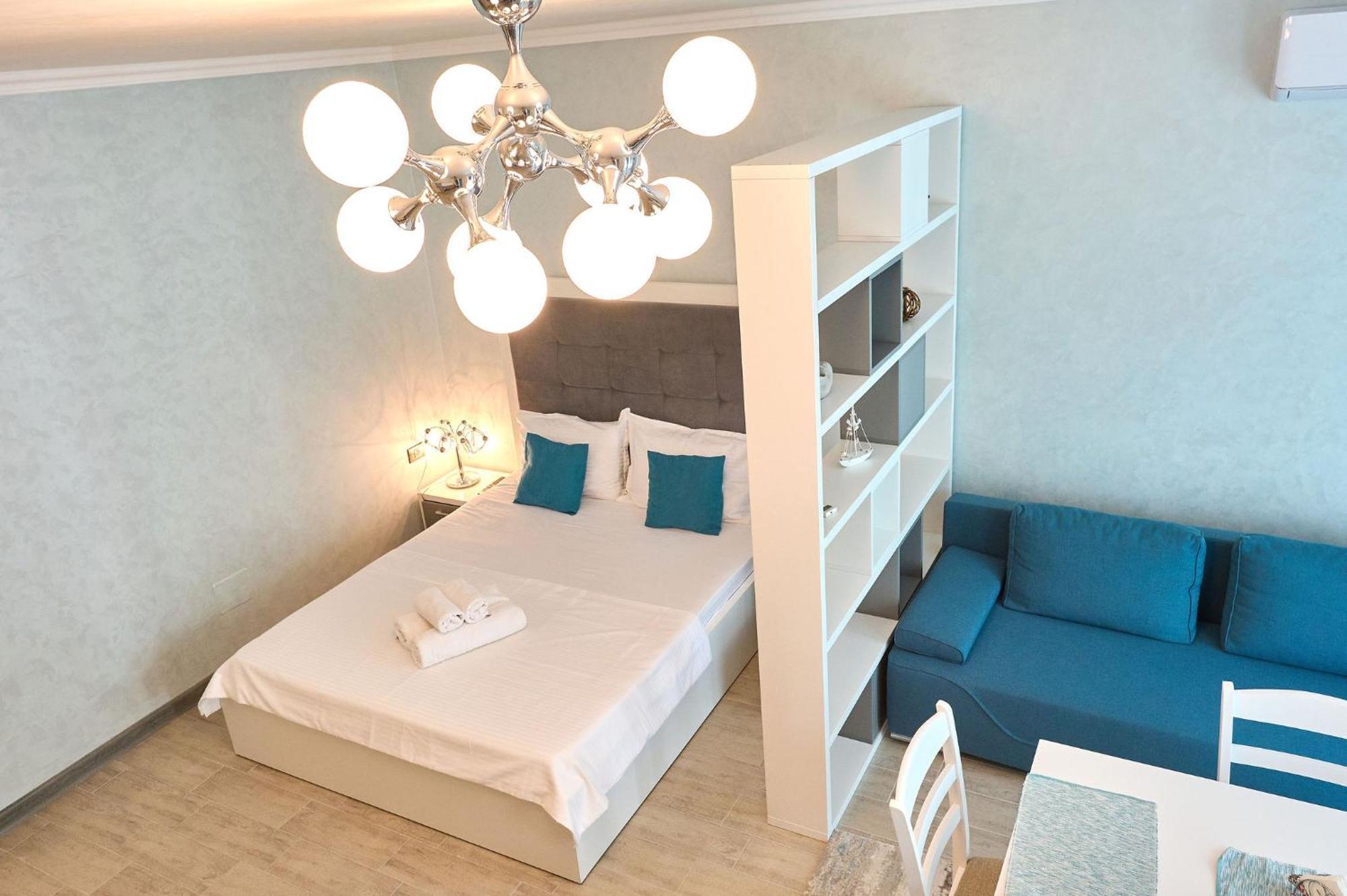 Moonlight Studio - Spa N Pools Beach Resort Mamaia Kültér fotó